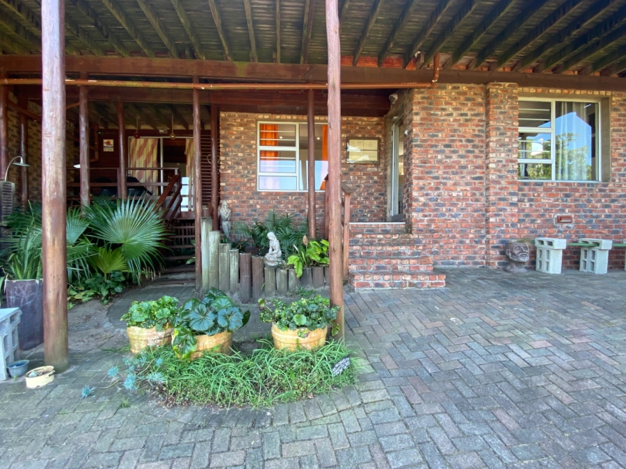 7 Bedroom Property for Sale in Cintsa East Eastern Cape